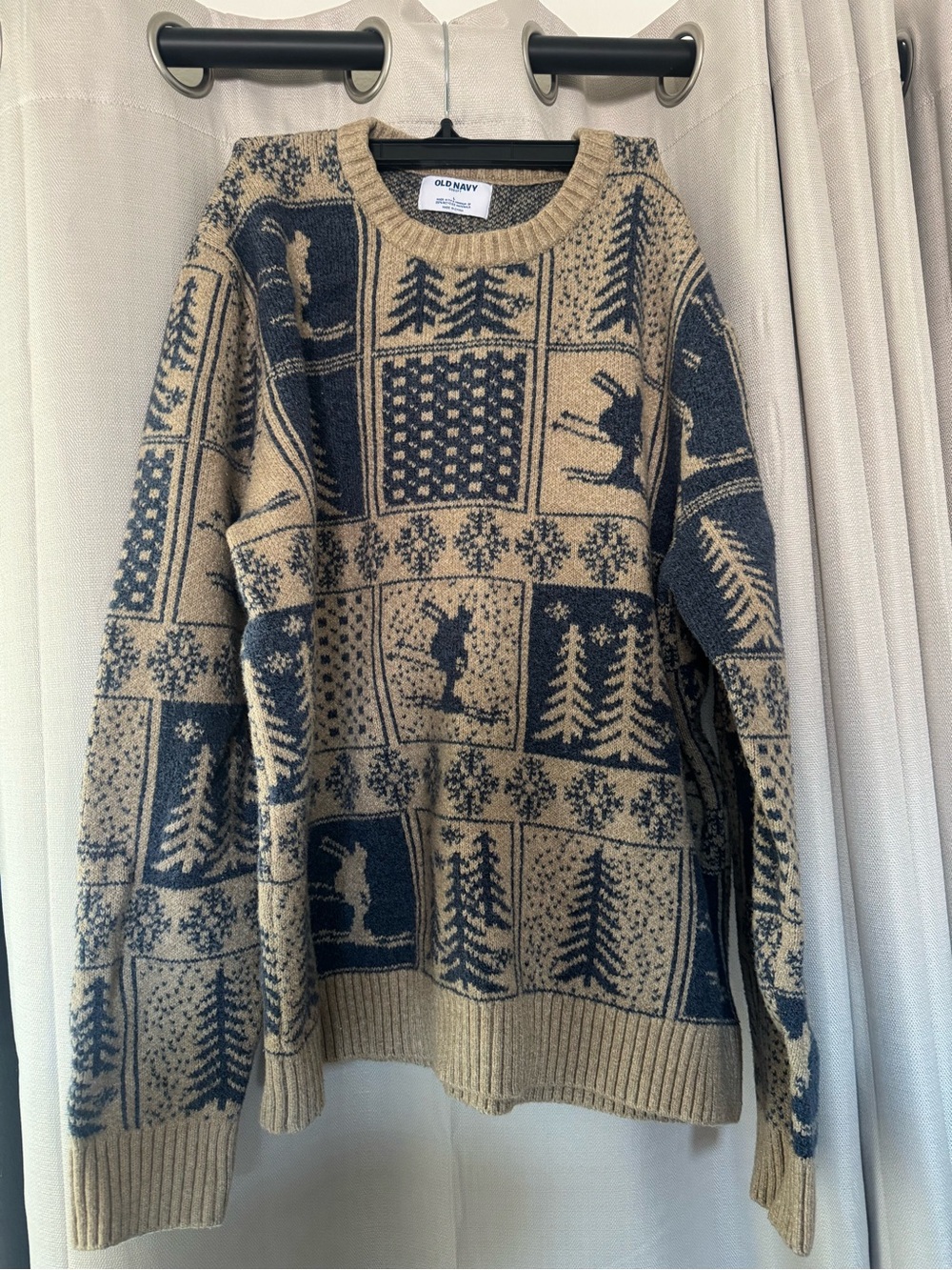 Old Navy Men's Tan and Navy Fair Isle Ski Crewneck Sweater
